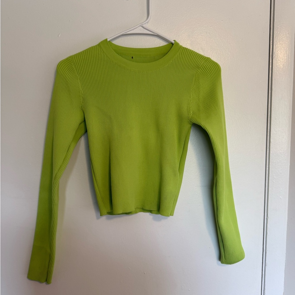 USED ONCE Cropped long sleeve shirt